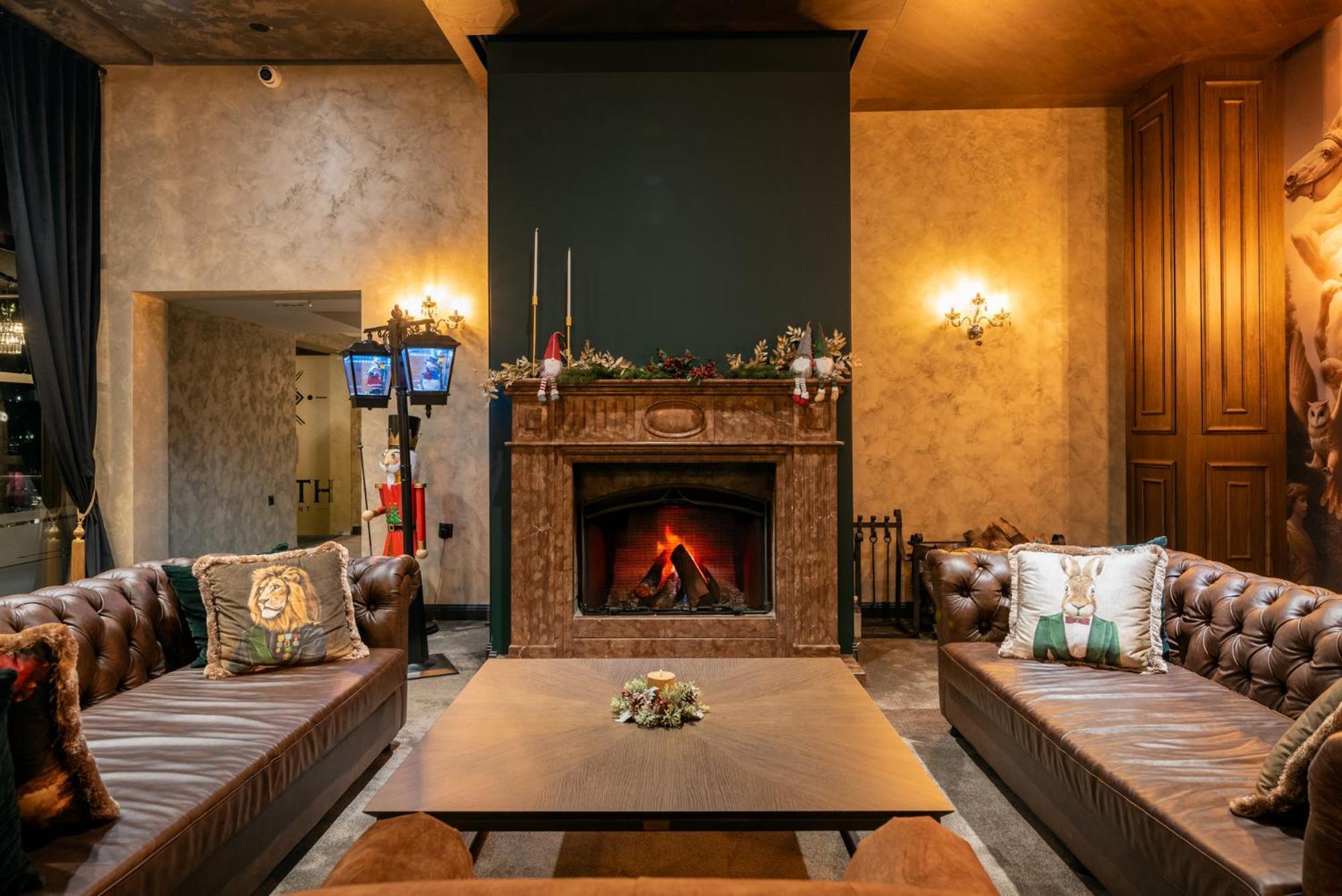 Premier Luxury Mountain